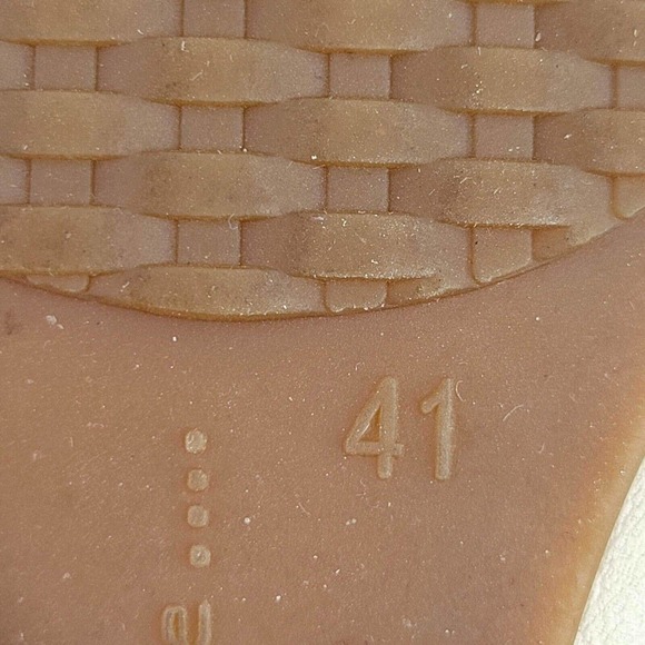 PIKOLINOS Metallic Sandals - Picture 7 of 9